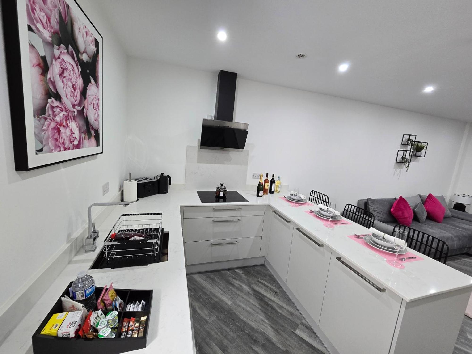 Abbey Corner By Nivaas Apartment เรดดิ้ง ภายนอก รูปภาพ
