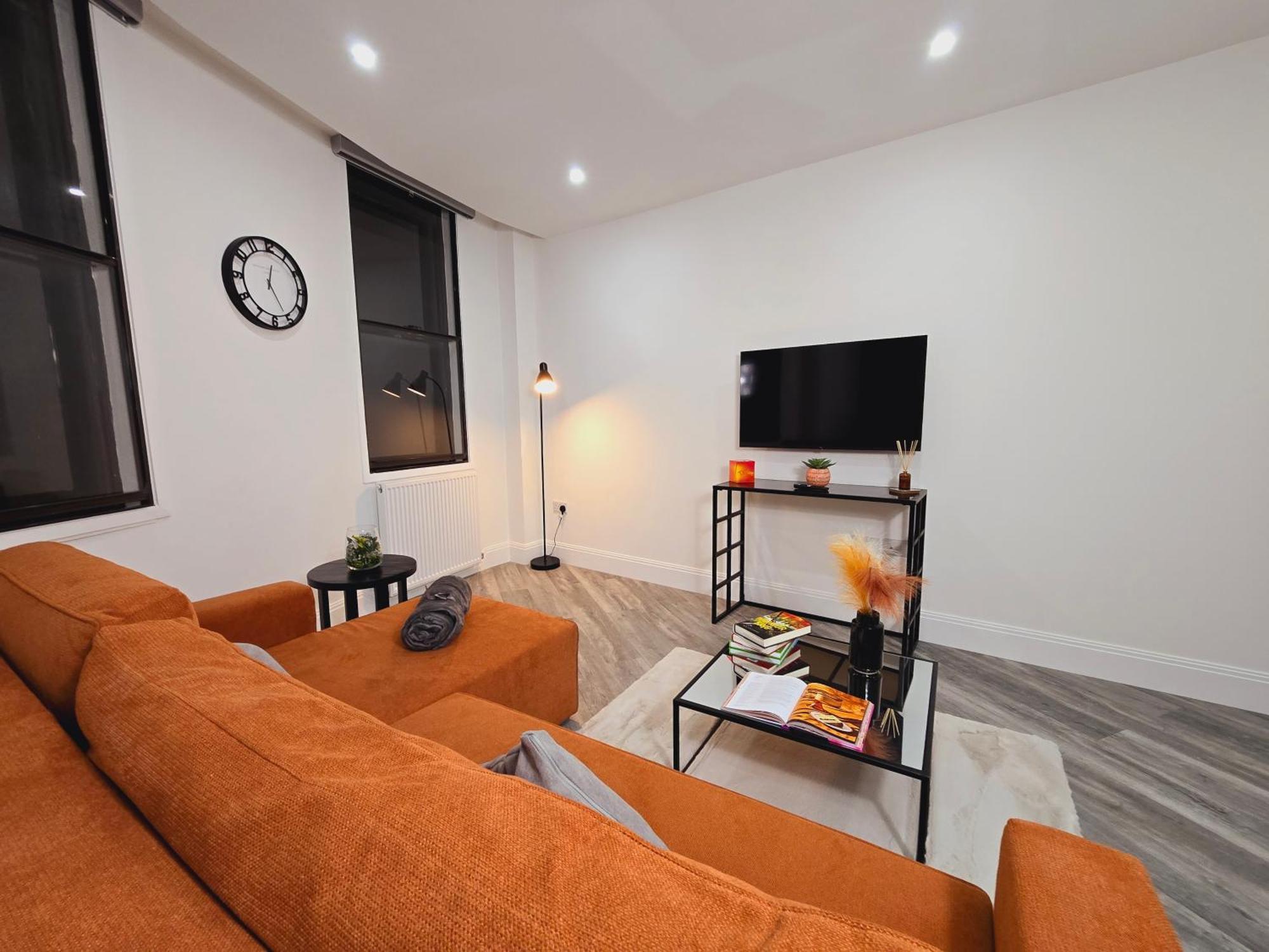 Abbey Corner By Nivaas Apartment เรดดิ้ง ภายนอก รูปภาพ